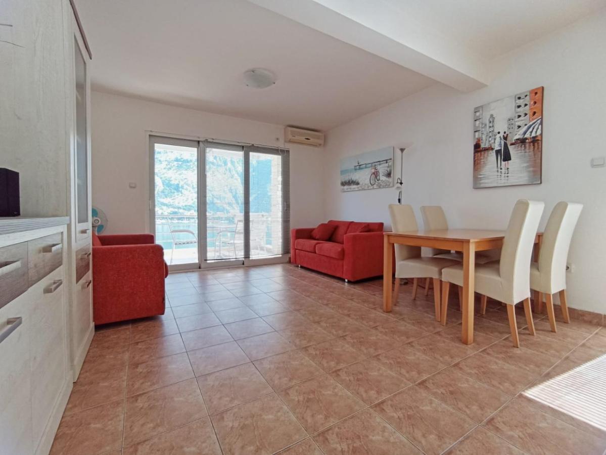 Apartment Котор Екстер'єр фото